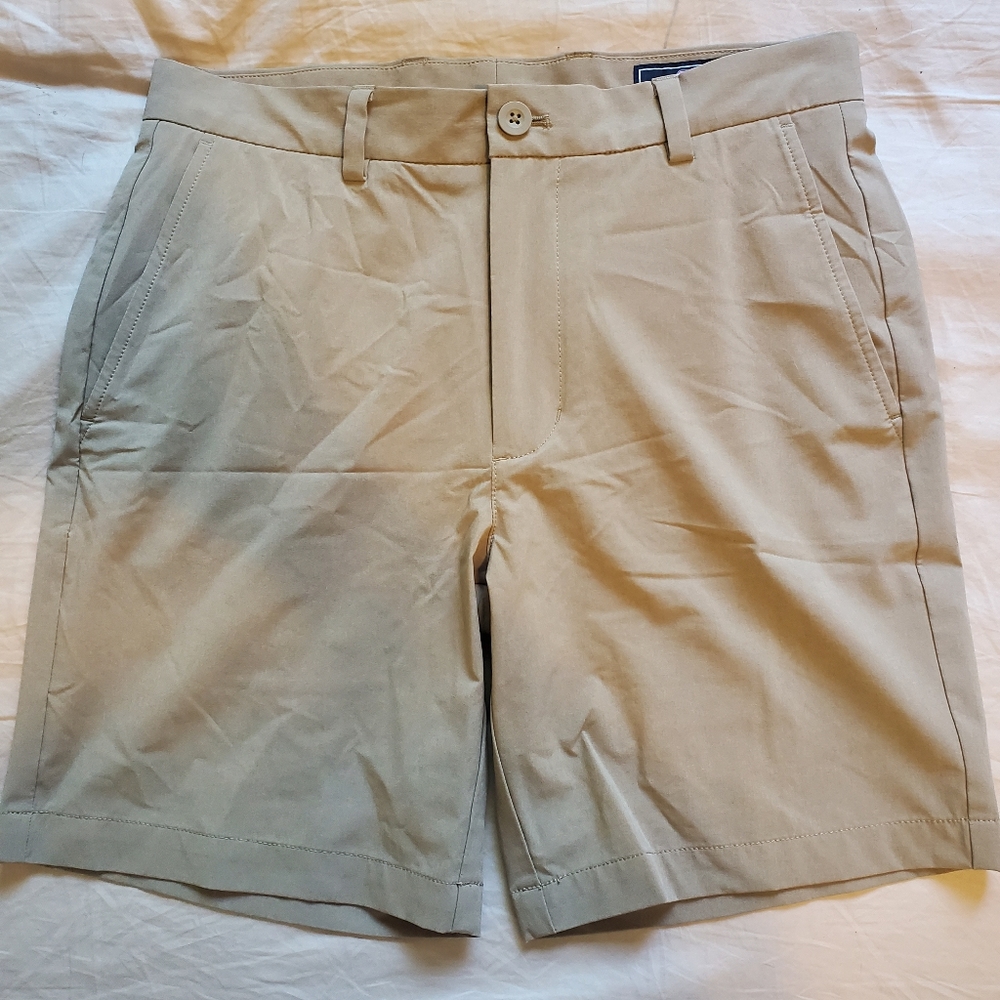 Vineyard Vines Performance Shorts Size 30